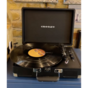 wow video Portable "Exclusive Black Vinyl" by Crosley with Bluetooth Out function 