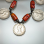 итальянские серебряные монеты в ожерелье фото 1