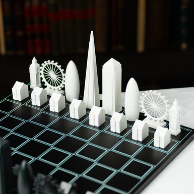 білі шахові фігури фото 2