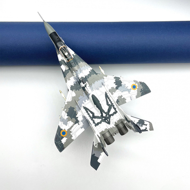 реалістична модель літака фото