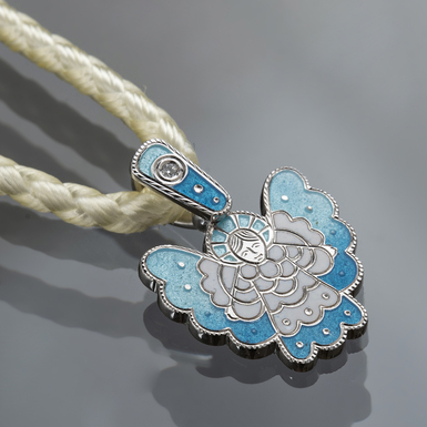 кулон в виде ангелочка голубого цвета фото 1