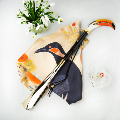 подарочный комплект ложка для обуви тукан и шелковый платок фама фото