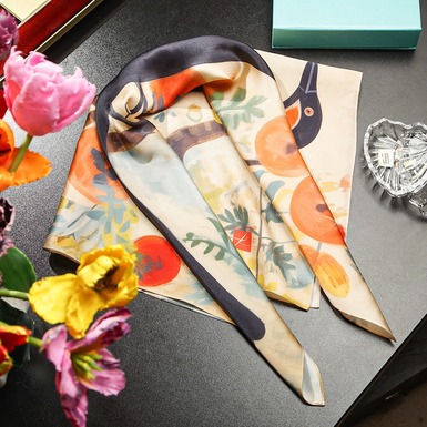 платок из натурального шелка фото