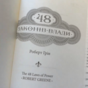 wow video Подарункова книга "48 законів влади", Роберт Грін в червоно-чорній палітурці (українською мовою)