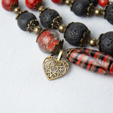 buy necklace "Red and Black" photo