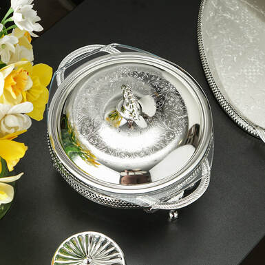 wow video "Banquet" Silver Plated Heated Platter from Queen Anne, Great Britain