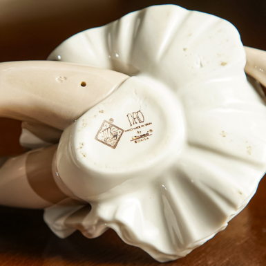 Клеймо на статуэтке фото