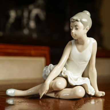 Figurine in pastel colors photo