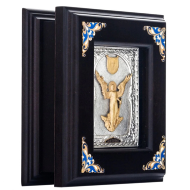 Key holder with wooden frame photo 