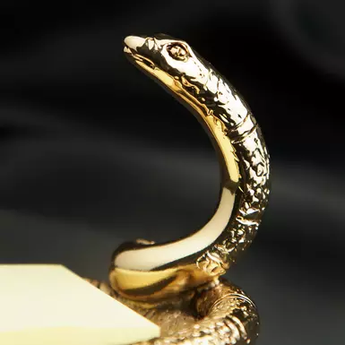 wow video Gilded stand for stickers "Golden snake" by Exetera Argenti