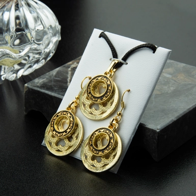 video Set of earrings and pendant with gold plated "Quatrefoil"