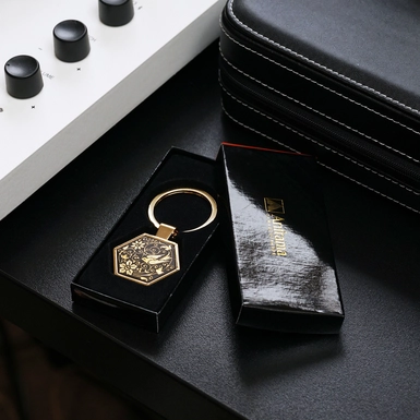 видео Сувенирный брелок "Tsuntsaye"