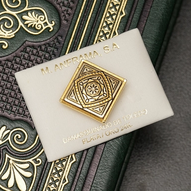 видео Брошь "Secret"