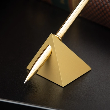 wow video Ручка на подставке "Пирамида" из дамасской стали и позолоты от Anframa