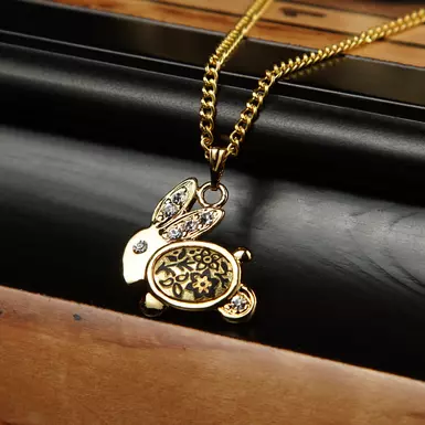 Кулон "Золотий кролик" відео