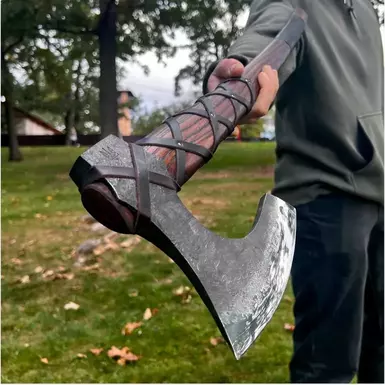 wow video Handcrafted axe "Ragnar Lodbrok"
