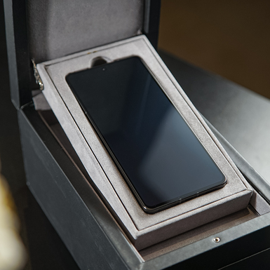 Сенсорный телефон фото