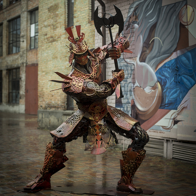 металлическая уличная скульптура самурай фото