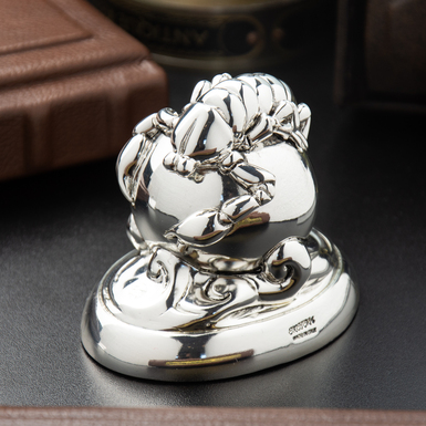 statuette for gift photo