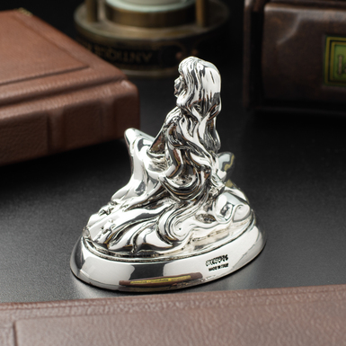 handmade figurine photo