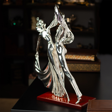 статуэтка ручной работы фото