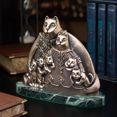 wow відео Статуетка «Котяча родина»