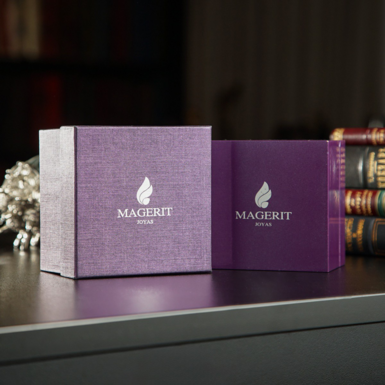 Подарункова коробка фото