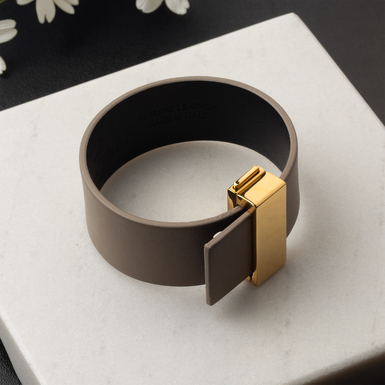 широкий кожаный браслет фото 1