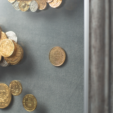 колаж з монетами фото 1