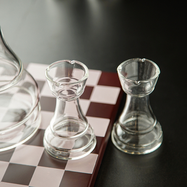 набір у вигляді шахових фігур фото 1