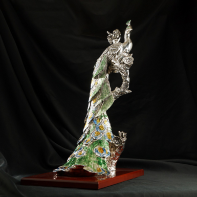 Срібна скульптура фото