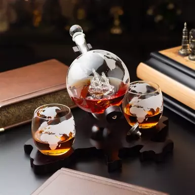 4d_графин із двома склянками фото 1