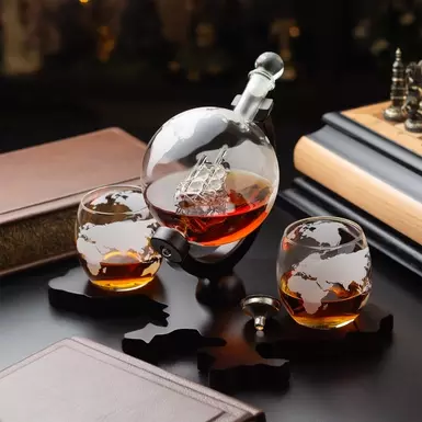 набір для віскі на дерев'яній підставці фото 1