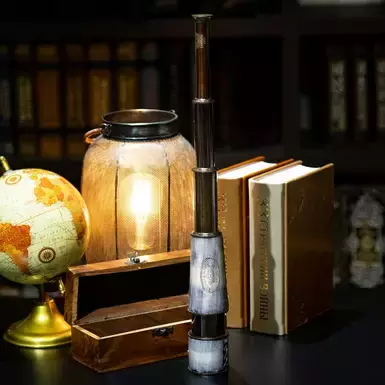 spyglass London 1917 photo