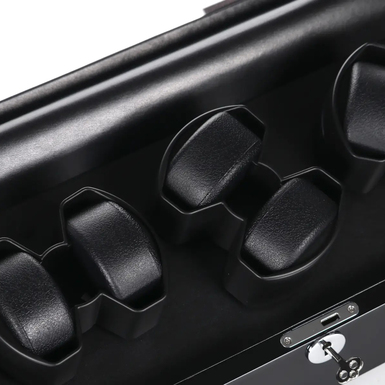 скринька чорного кольору фото