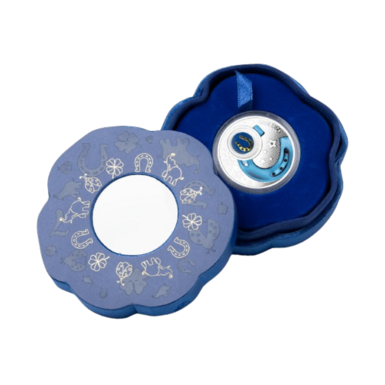 монета у футлярі фото