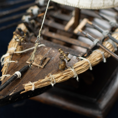 Дерев'яна модель човна фото 3