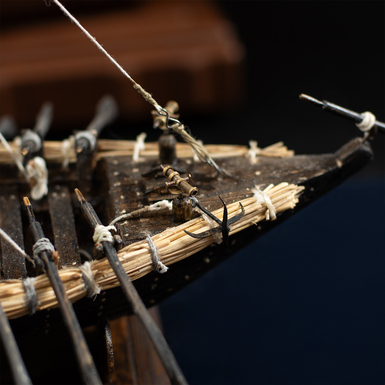 модель човна з дерева ручної роботи фото 3