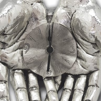 статуэтка на подставке фото