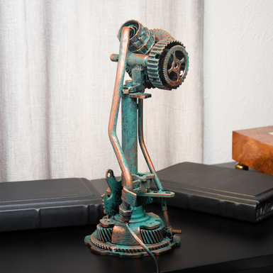 статуетка з металу фото