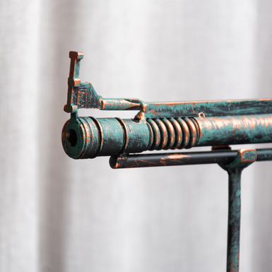 metal figurine photo