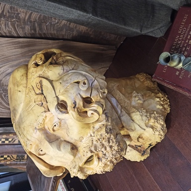 купити дерев'яну скульптуру фото