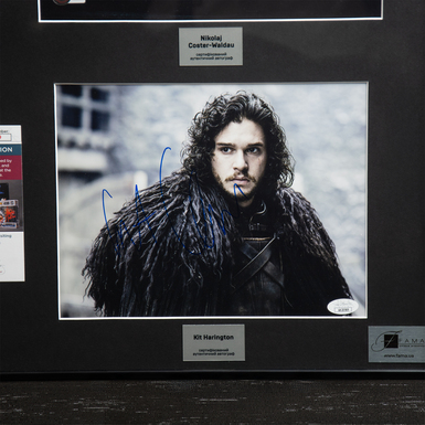 Коллаж с автографом актрисы сериала "Игра престолов" Кита Харингтона фото 1