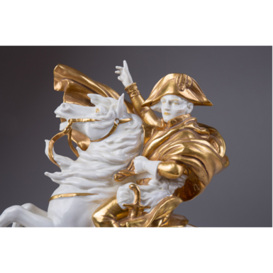 Деталі статуетки фото