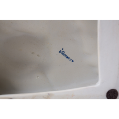 Тавро на дні статуетки фото