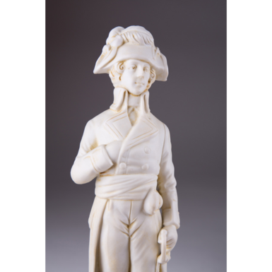 White sculpture photo