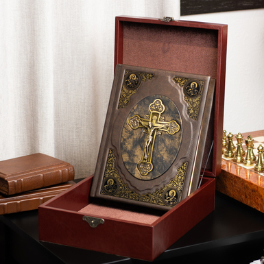 Книга Біблія з хрестом у кейсі фото