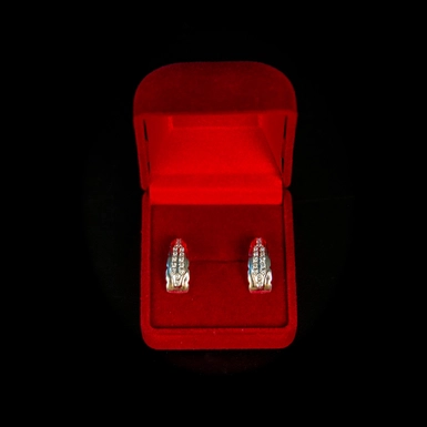 wow відео Сережки з білого золота з діамантами