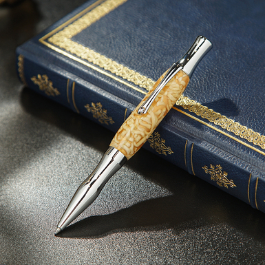 шариковая ручка фото