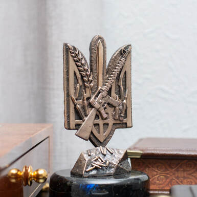 Статуэтка герб фото